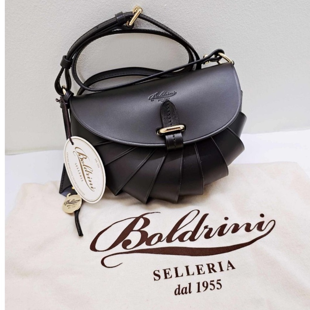 NWT • Boldrini Sellaria “Operetta” Vachetta Bag in Black 🇮🇹
